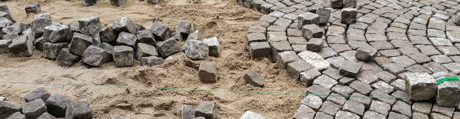 Kann-man-Gehwegplatten-auf-Sand-verlegen.jpg
